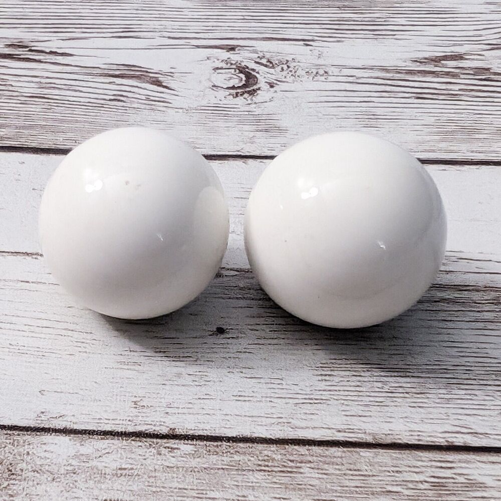 Vintage Clip On Earrings - Very Domed Cream Retro 3D 1"